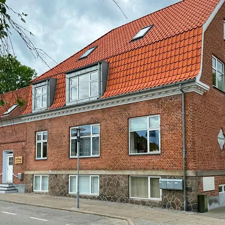 فندق Aahoj Sæby