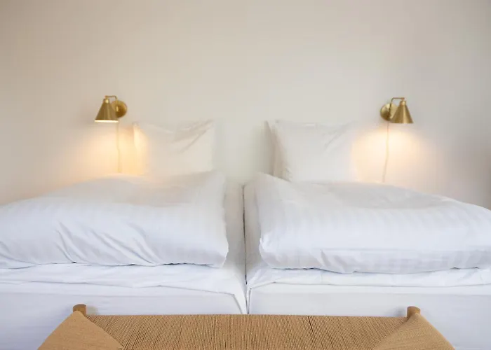 Aahoj Hotel