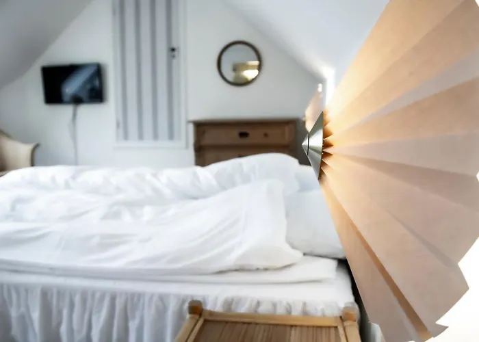 Aahoj Hotel